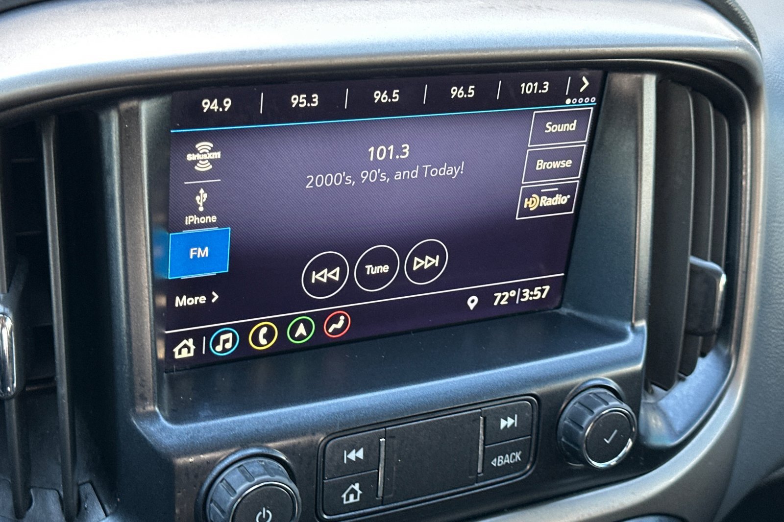 Used 2019 Chevrolet Colorado Z71 AWD/4WD image 25
