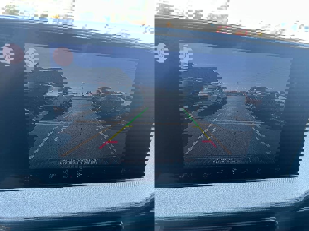 New 2025 Ford Maverick XLT image 11