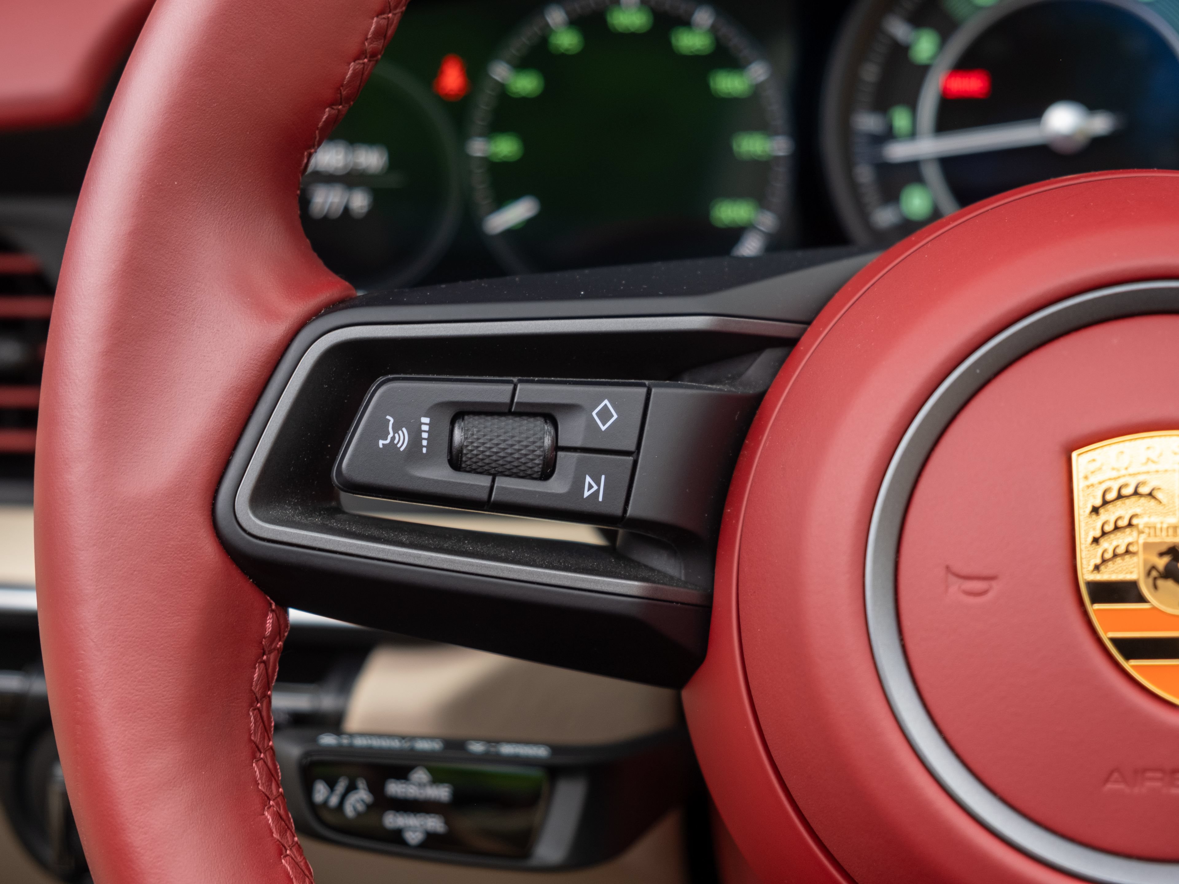 Certified 2021 Porsche 911 AWD/4WD image 34