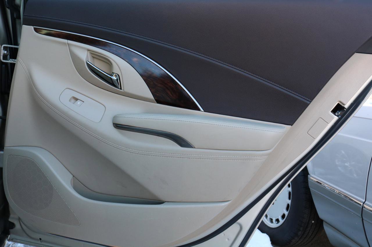 Used 2014 Buick LaCrosse Leather FWD image 36