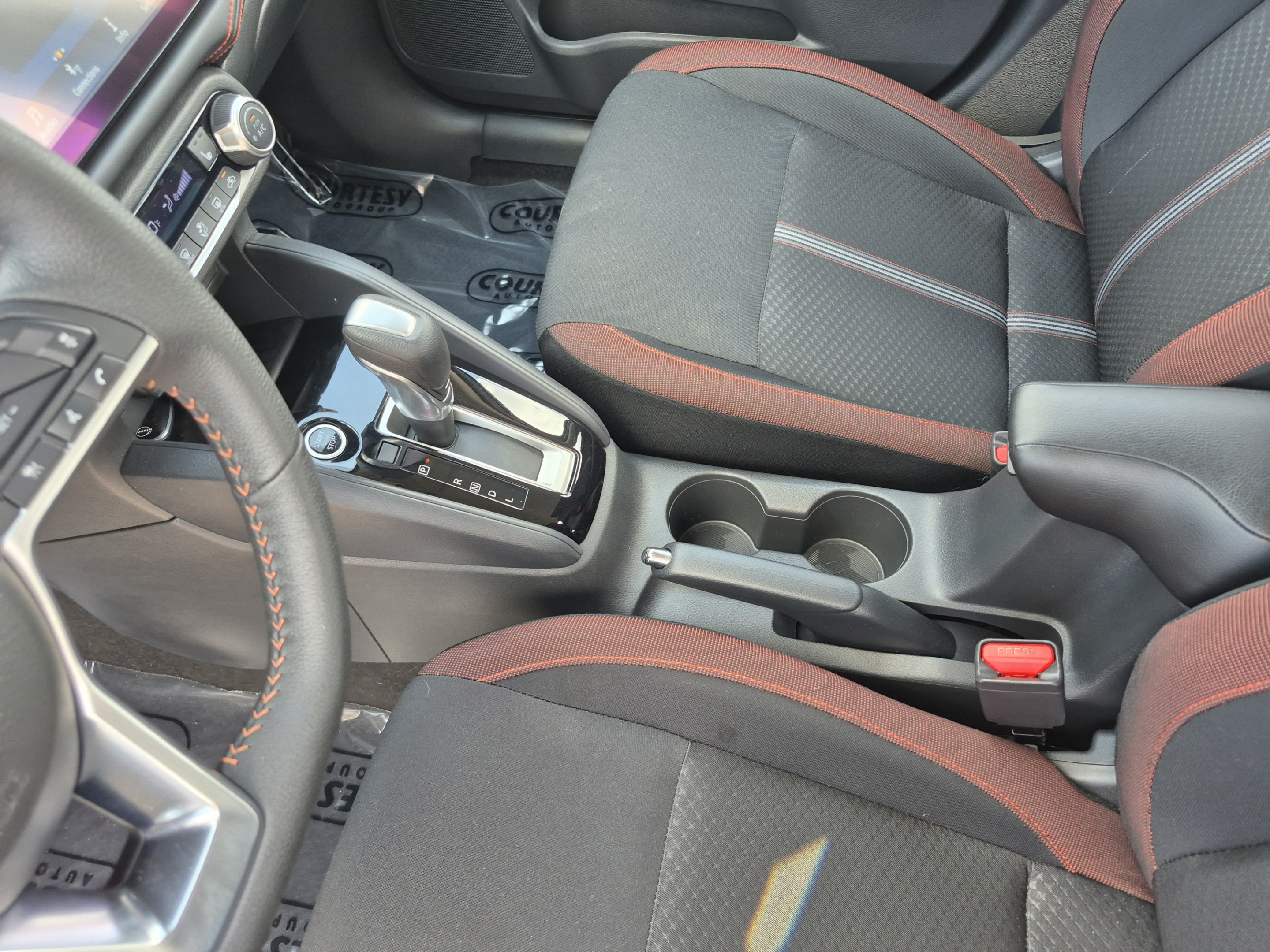 Certified 2025 Nissan Versa SR w/ Trunk Package FWD image 22
