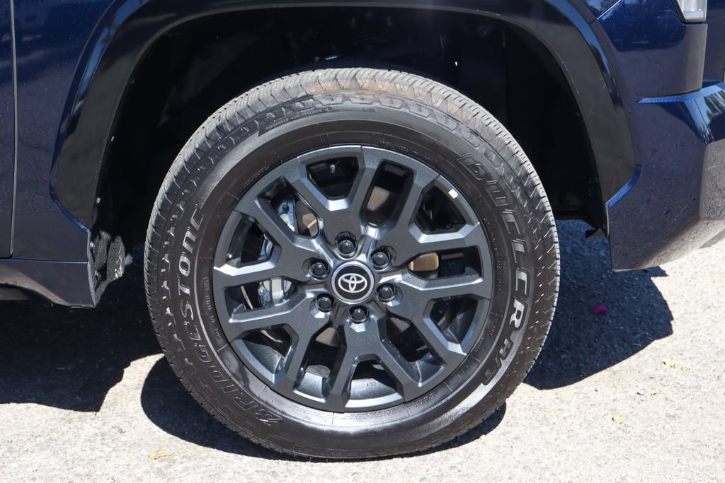 Used 2025 Toyota Tundra Platinum AWD/4WD image 52