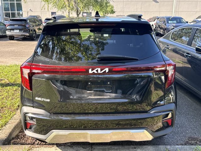 Used 2024 Kia Seltos S FWD image 5