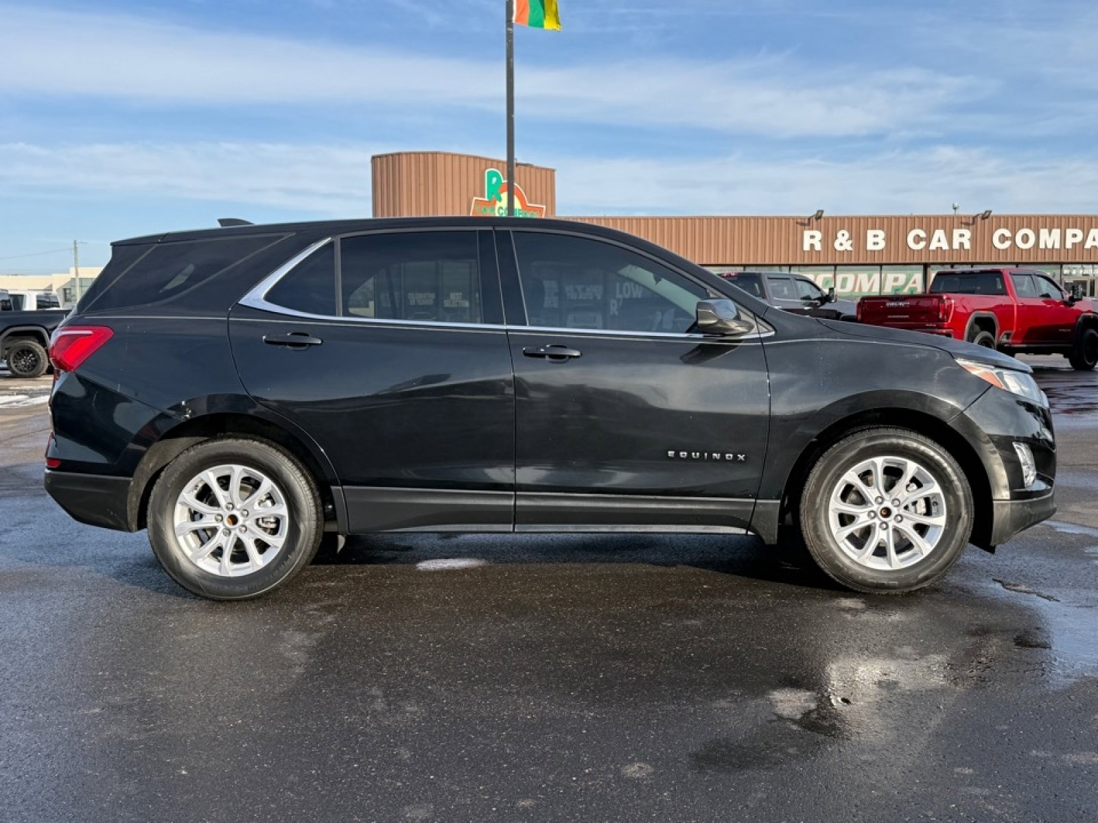 Used 2020 Chevrolet Equinox LT w/ Driver Convenience Package image 9