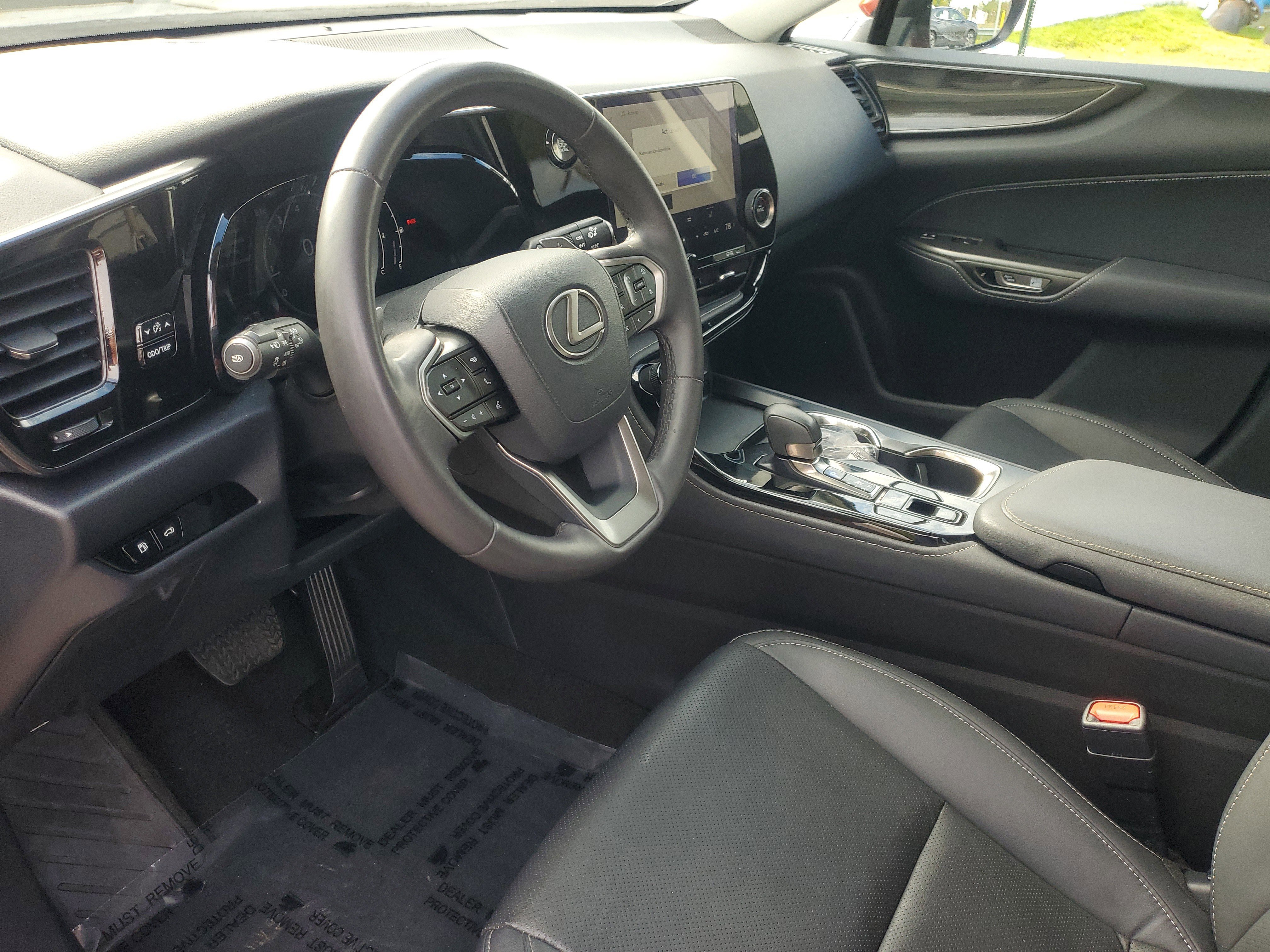 Used 2024 Lexus NX 250 FWD w/ Towing Package (2000 Lbs) image 16