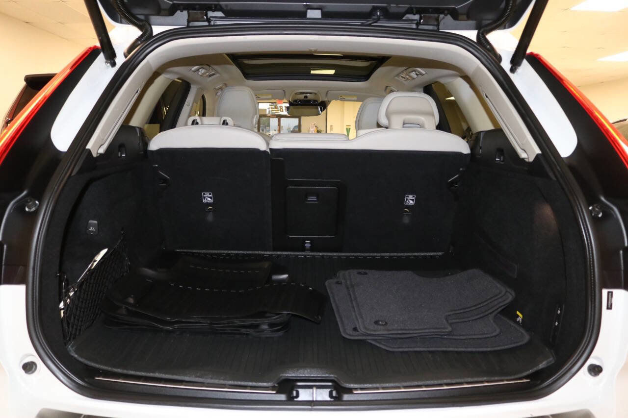 Used 2019 Volvo XC60 T5 Momentum w/ Premium Package AWD/4WD image 86