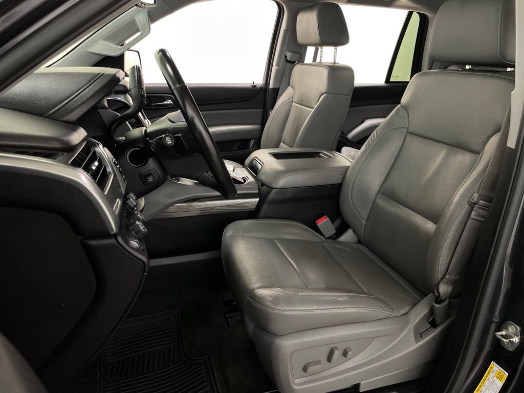 Used 2015 Chevrolet Tahoe LT w/ Luxury Package AWD/4WD image 31