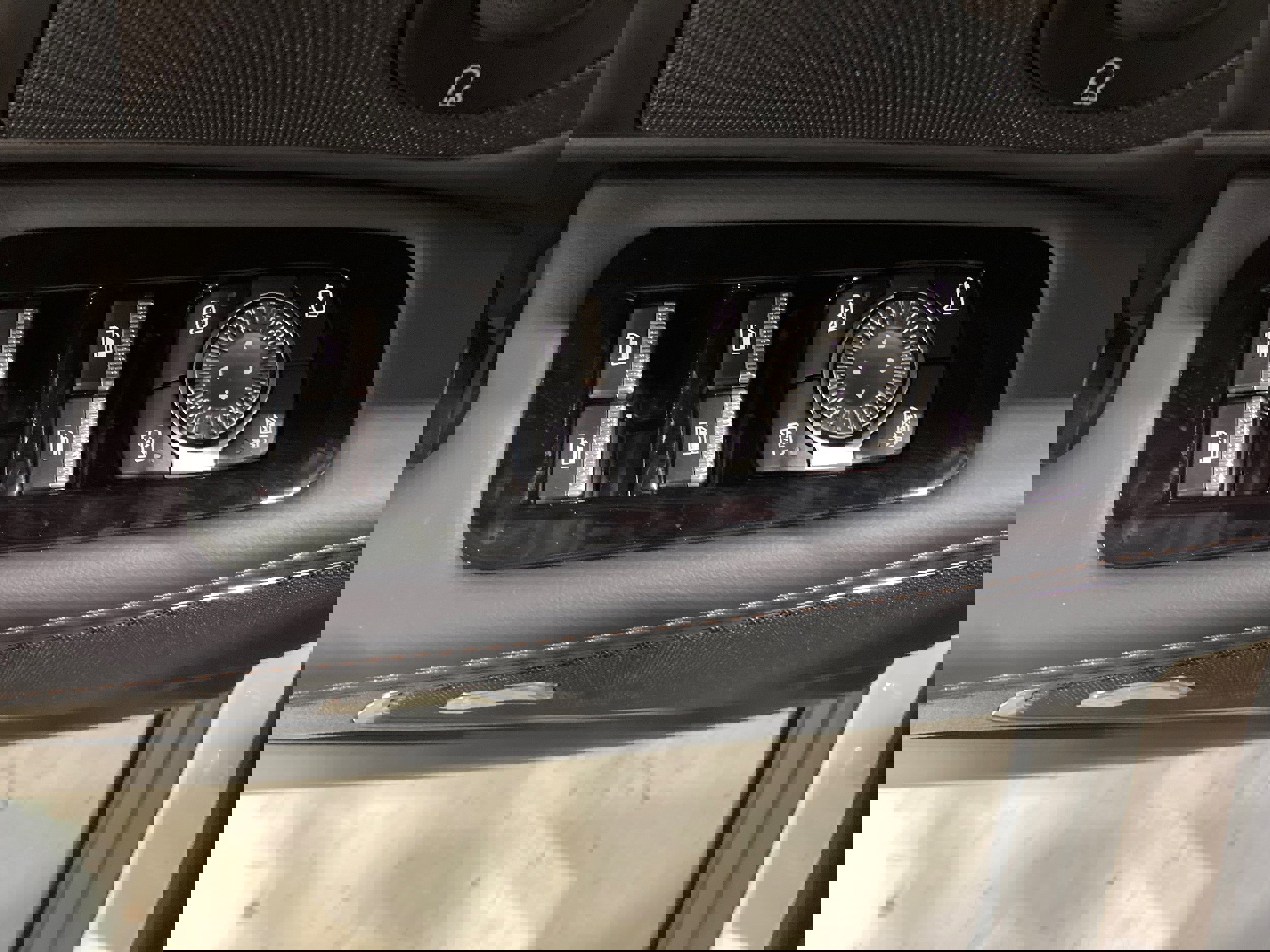 Used 2026 Lincoln Nautilus Premier w/ Equipment Group 102A image 24