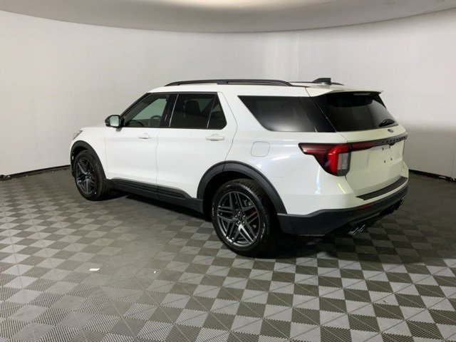 New 2025 Ford Explorer ST image 11