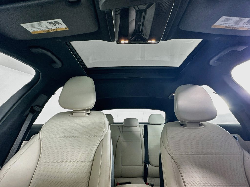 Certified 2025 Mercedes-Benz C 300 Sedan image 20
