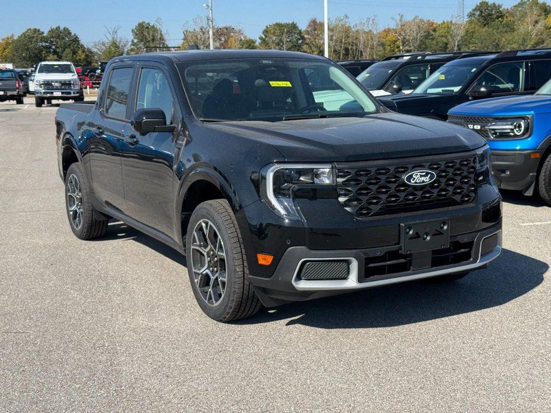 New 2026 Ford Maverick Lariat AWD/4WD image 2