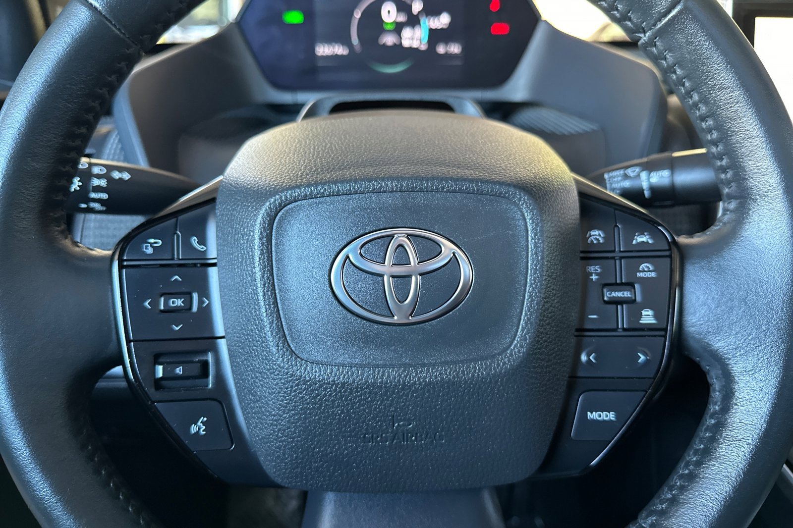 Used 2024 Toyota bZ4X Limited image 24