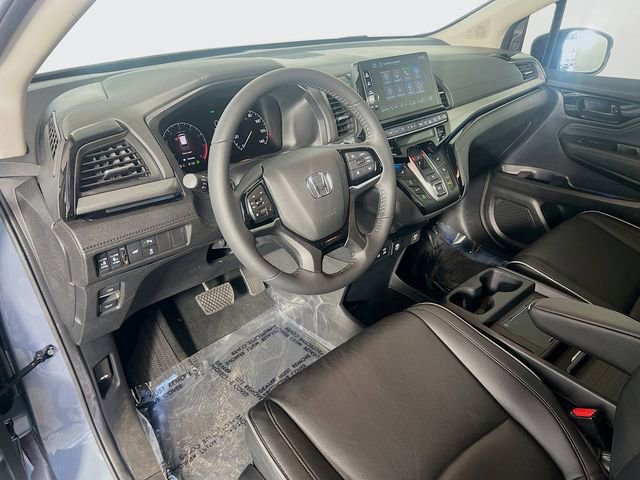 Used 2025 Honda Odyssey Touring image 11