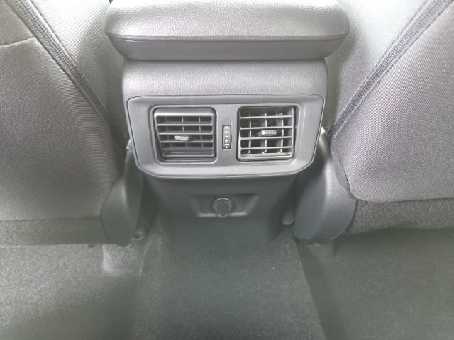 Used 2025 Toyota RAV4 LE AWD/4WD image 22