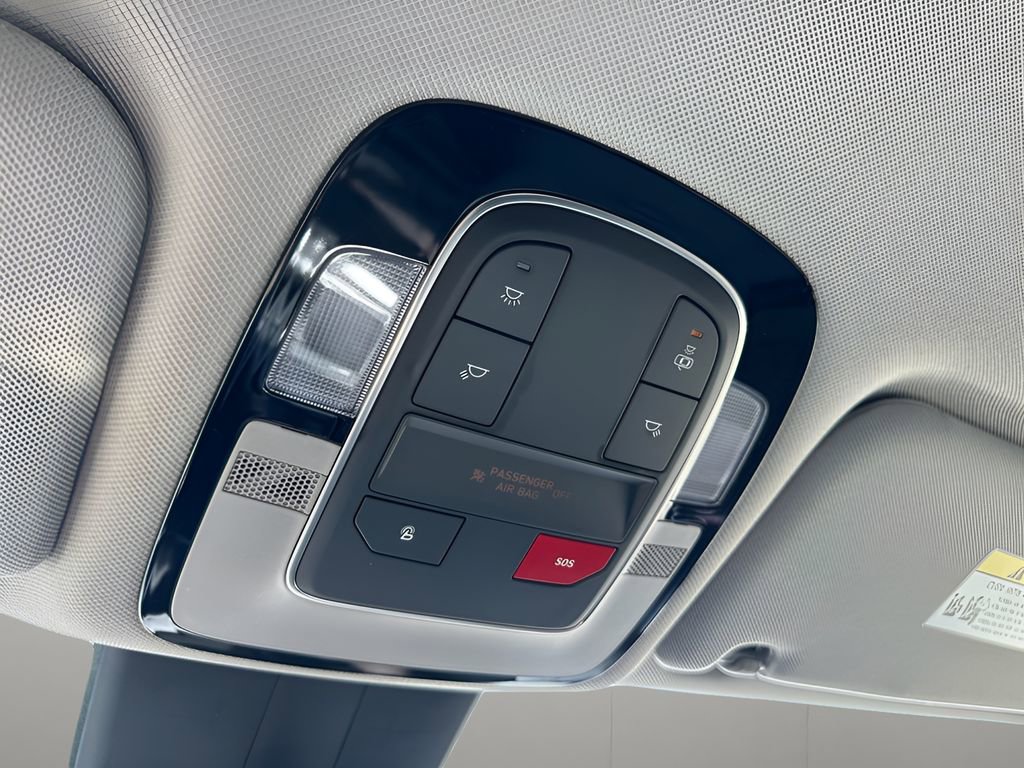 Used 2023 Hyundai Santa Fe SEL image 23