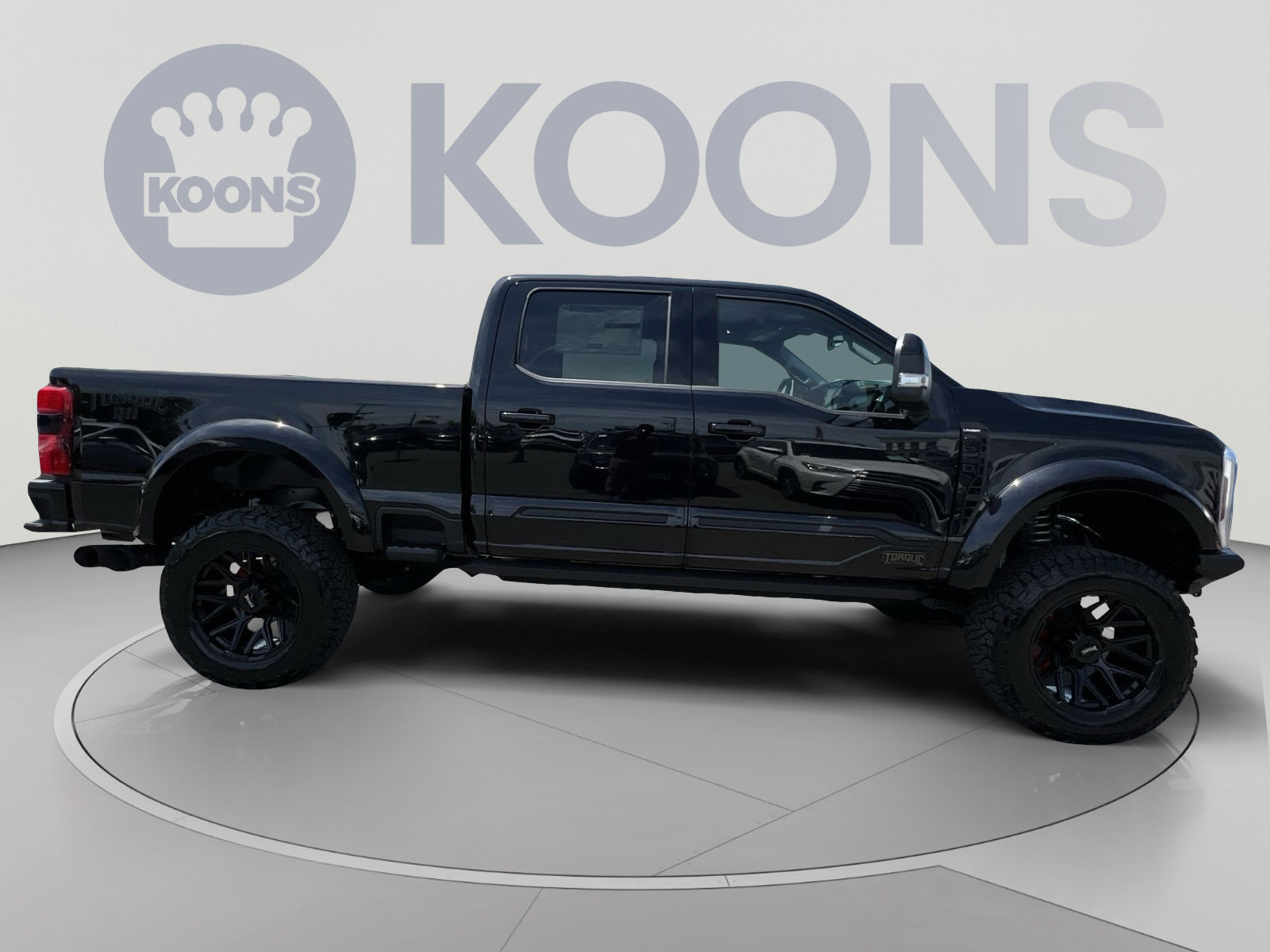 New 2026 Ford F250 Lariat w/ Black Appearance Package AWD/4WD image 17