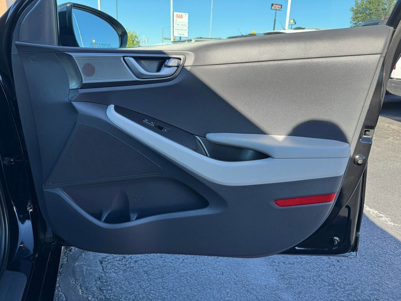 Used 2021 Hyundai Ioniq Blue image 19