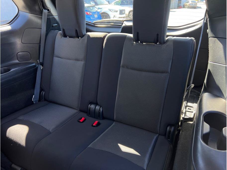 Used 2019 Nissan Pathfinder SV w/ SV Tech Package AWD/4WD image 9
