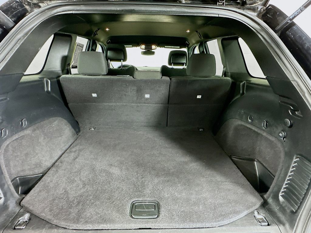 Used 2019 Jeep Grand Cherokee Laredo image 24