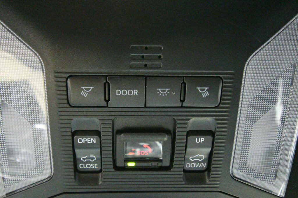 Used 2023 Toyota RAV4 SE w/ Weather & Moonroof Package AWD/4WD image 19