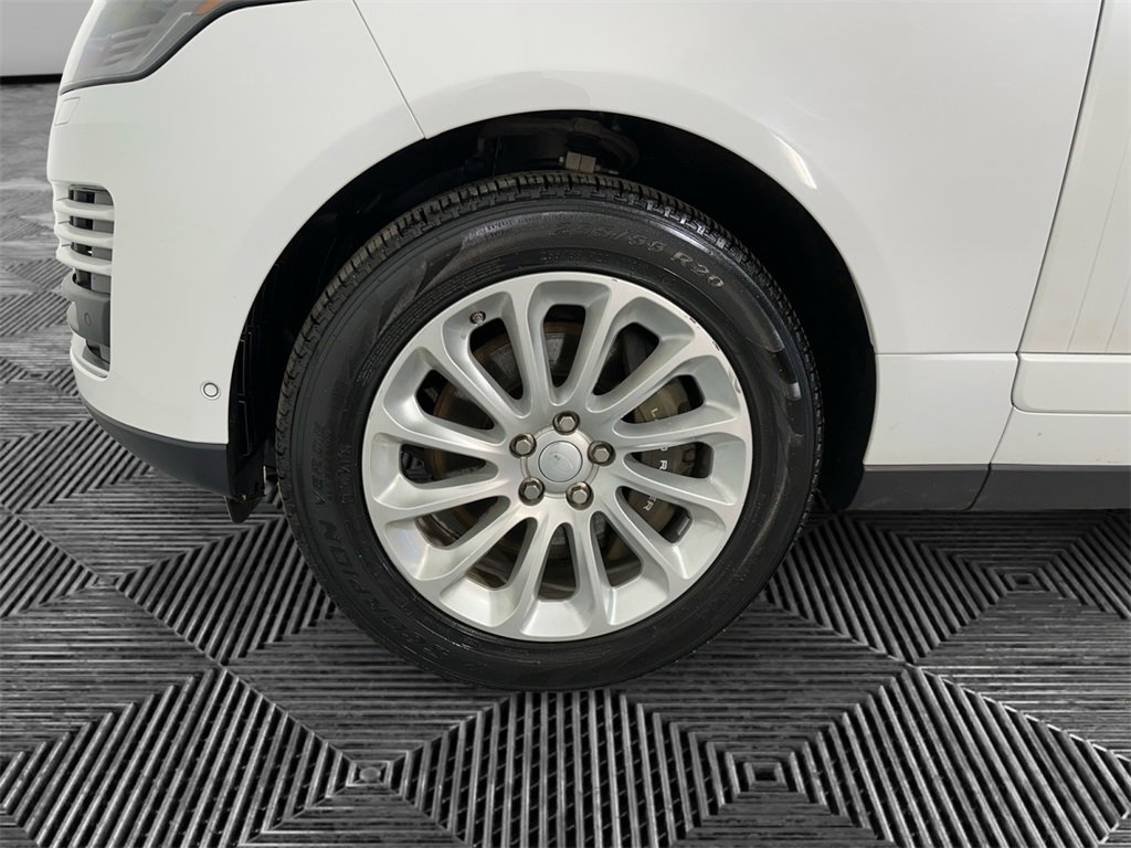 Used 2020 Land Rover Range Rover HSE image 14
