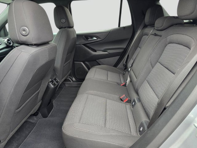 Used 2025 Chevrolet Equinox LT FWD image 17