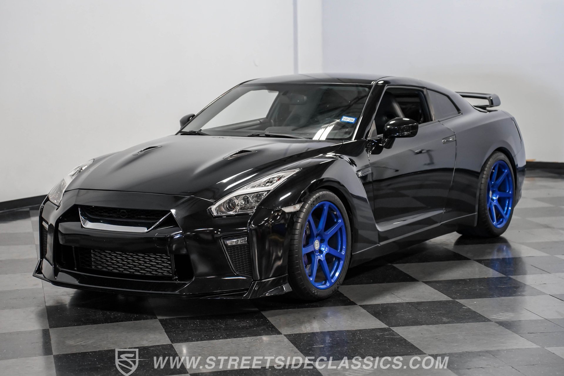 Used 2013 Nissan GT-R Premium image 19