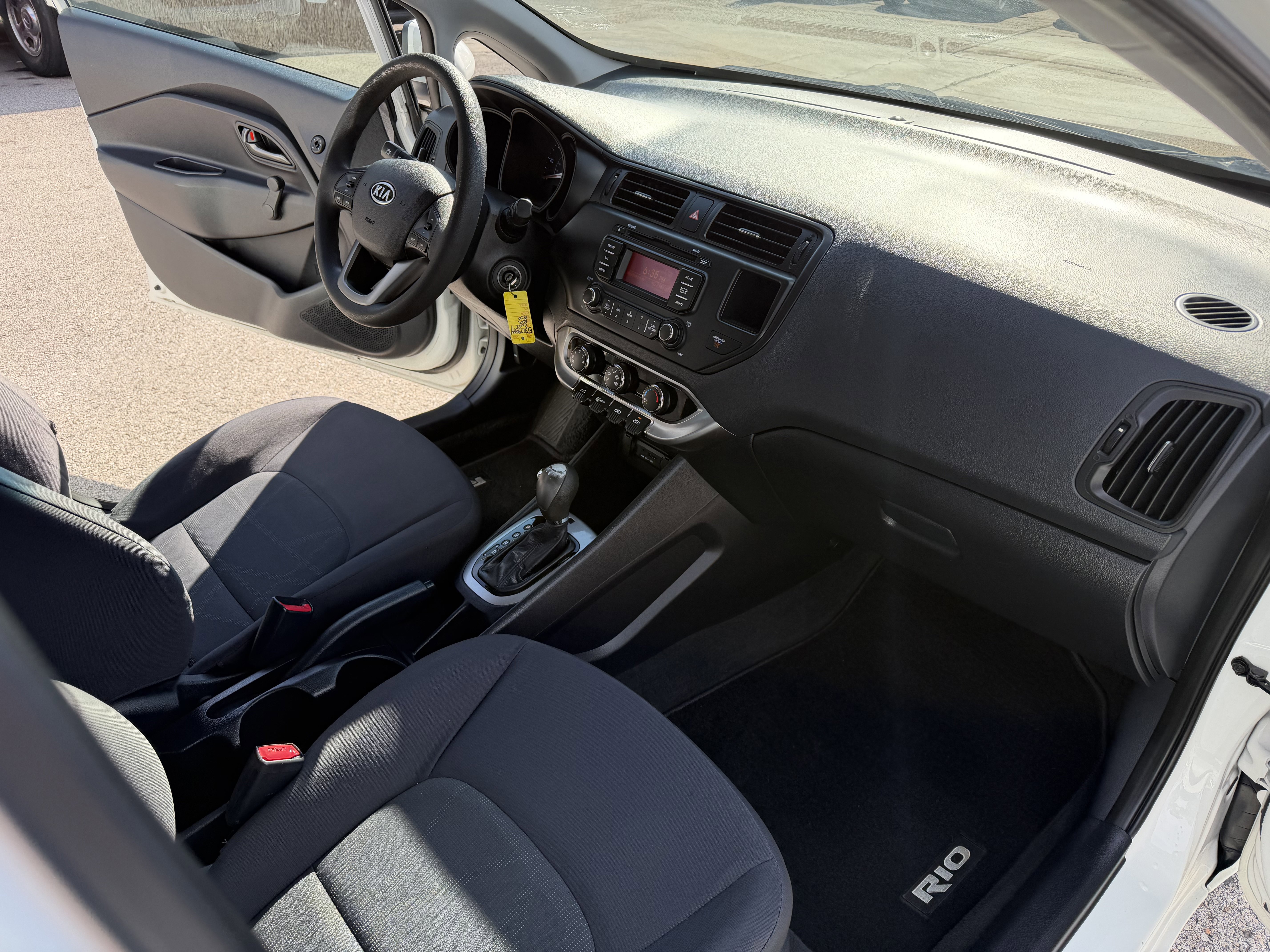 Used 2012 Kia Rio LX image 19