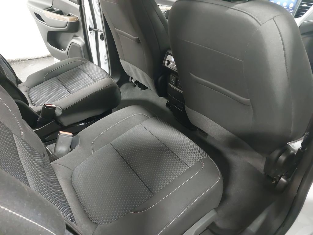 Used 2023 GMC Acadia SLE w/ Driver Convenience Package image 11