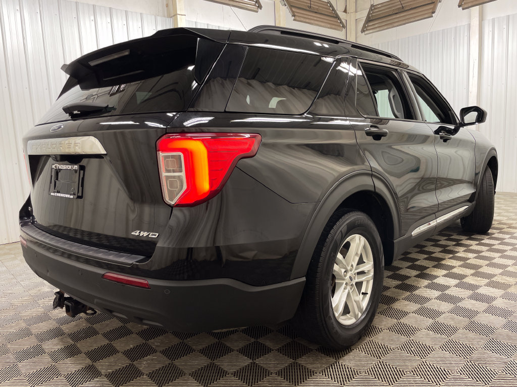 Used 2021 Ford Explorer XLT AWD/4WD image 47