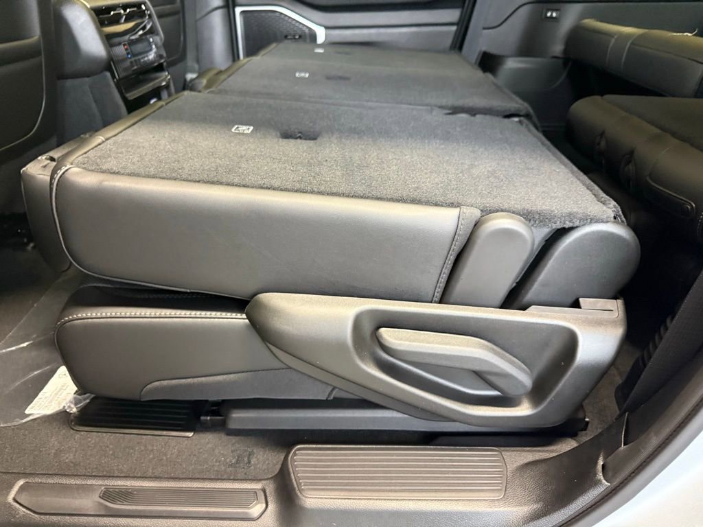 New 2026 Jeep Grand Wagoneer L 4WD w/ Premium Group I image 44