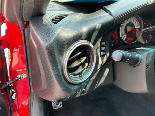 Used 2017 Toyota 86 RWD image 9