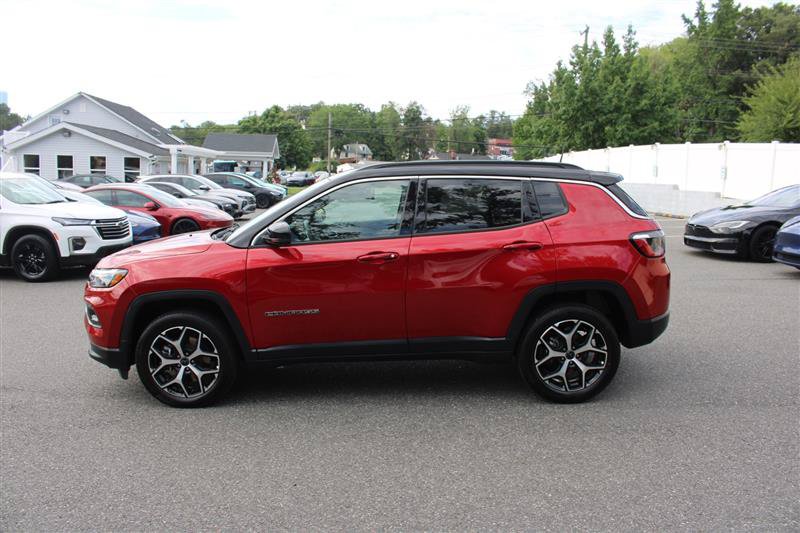 Used 2026 Jeep Compass Limited AWD/4WD image 5