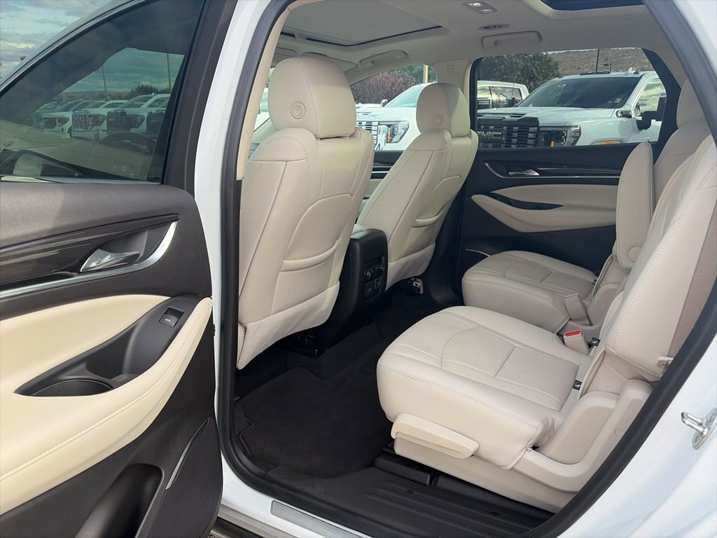 Used 2024 Buick Enclave Essence w/ Experience Buick Package image 10