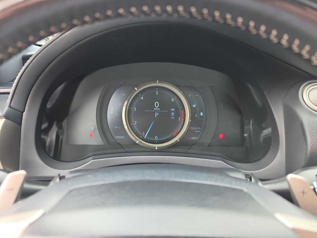 Used 2016 Lexus IS 300 AWD image 12