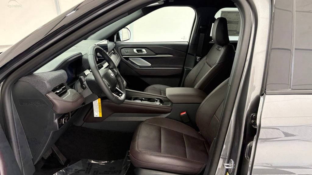 New 2027 Ford Explorer Platinum AWD/4WD image 13