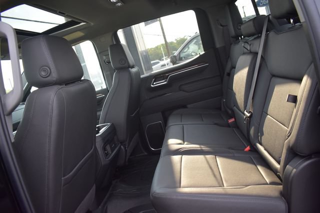 New 2026 Chevrolet Silverado 1500 RST w/ Redline Edition AWD/4WD image 22