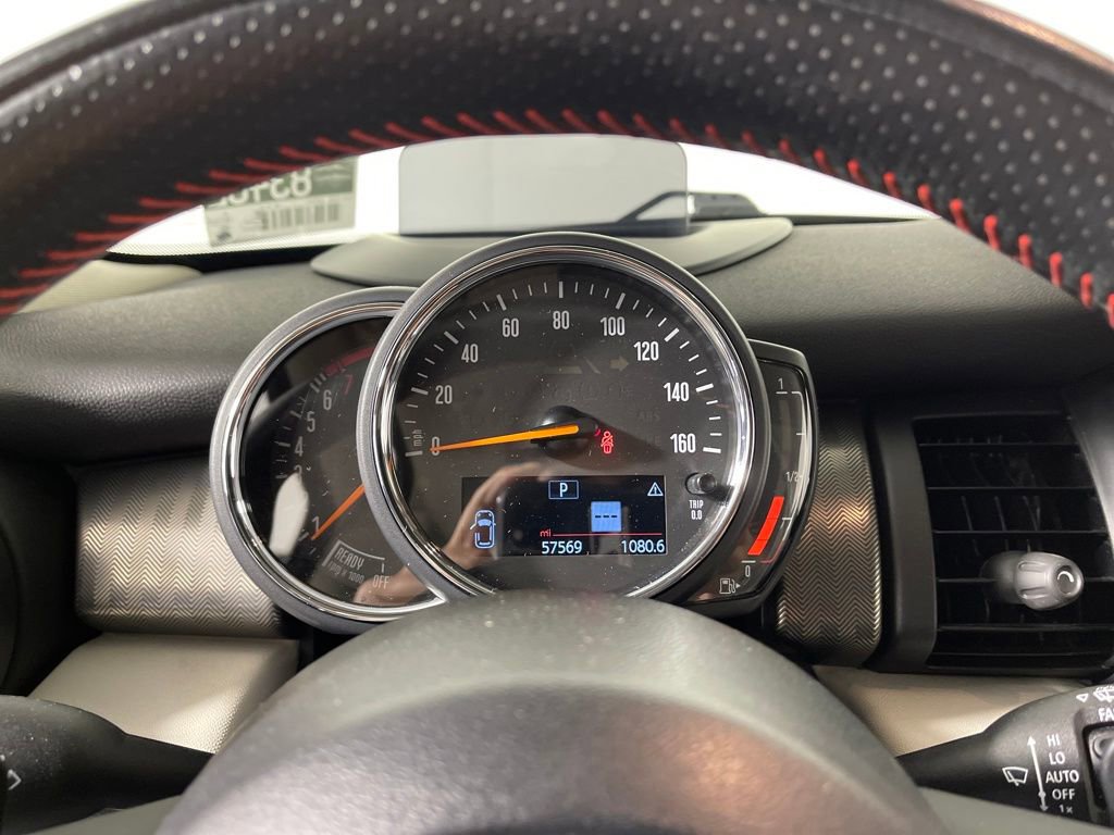 Used 2019 MINI Cooper S w/ Driver Assistance Package image 18