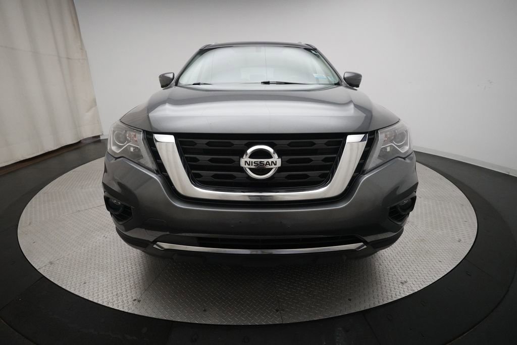 Used 2018 Nissan Pathfinder Platinum AWD/4WD image 11