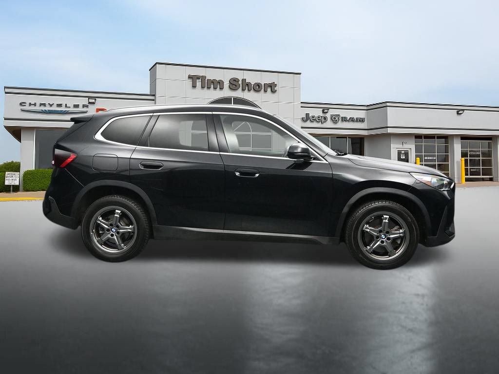 Used 2023 BMW X1 xDrive28i AWD/4WD image 6
