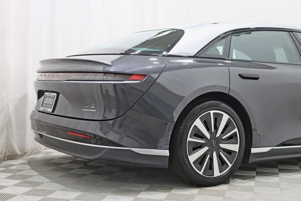 Used 2022 Lucid Air Grand Touring image 9