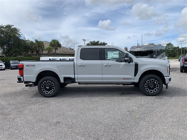 New 2026 Ford F250 Platinum image 3