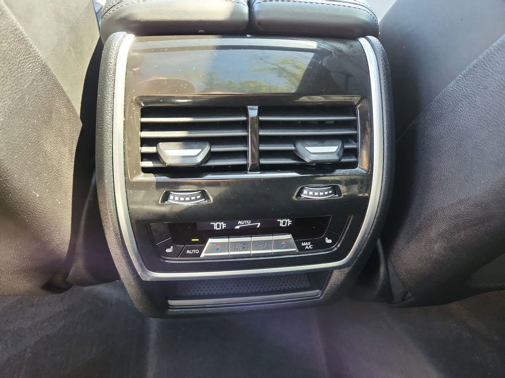 Used 2024 BMW X7 M60i w/ Executive Package AWD/4WD image 27