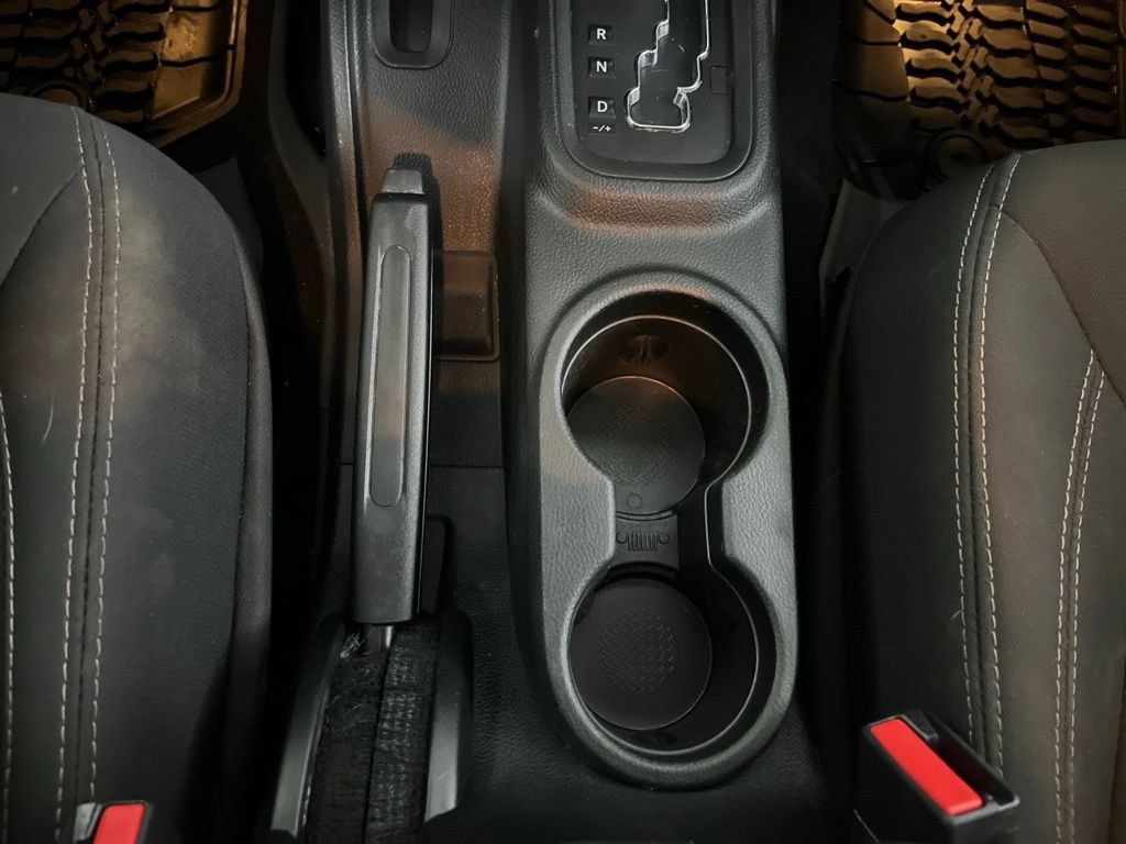 Used 2018 Jeep Wrangler Unlimited Sport AWD/4WD image 66