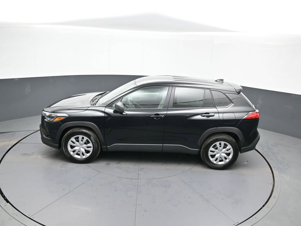 Certified 2025 Toyota Corolla Cross L image 40