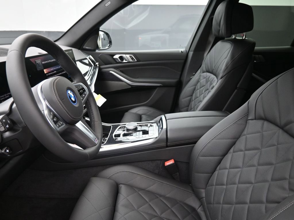 New 2026 BMW X5 xDrive50e AWD/4WD image 12