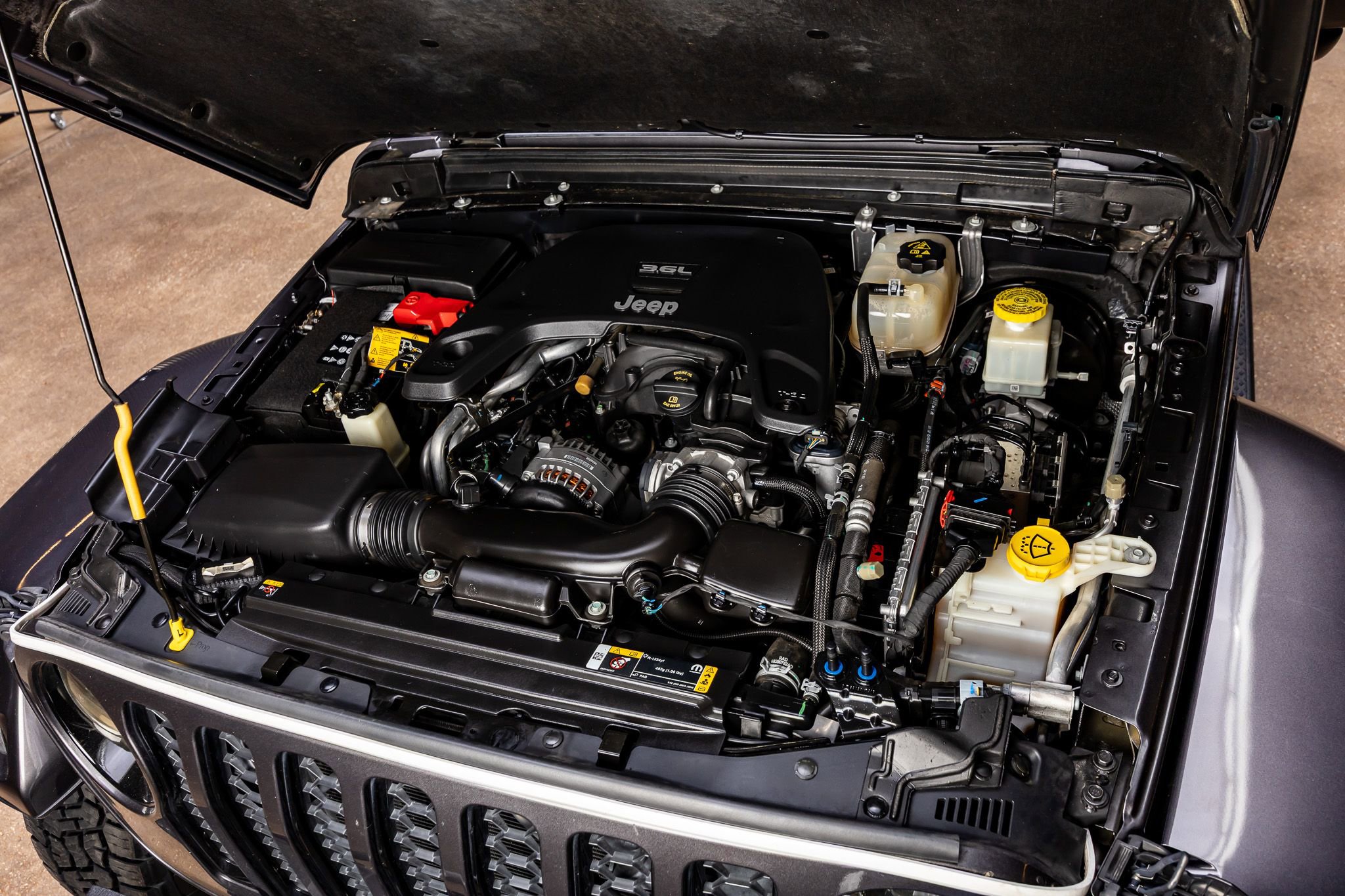 Used 2021 Jeep Gladiator Overland AWD/4WD image 39