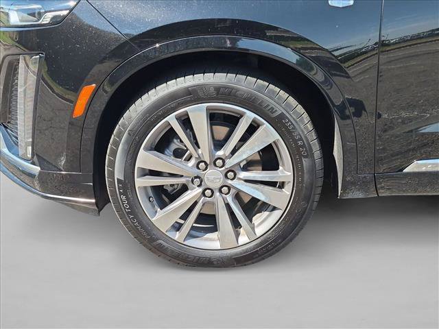 Used 2025 Cadillac XT6 Premium Luxury AWD/4WD image 26