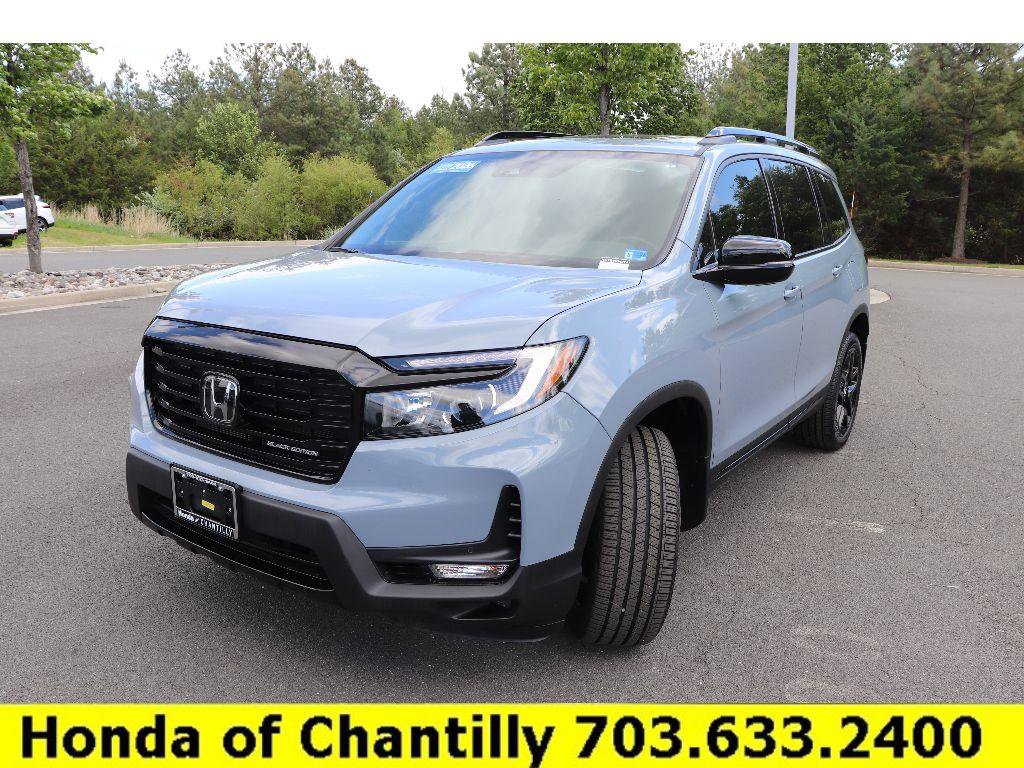 Certified 2024 Honda Passport Black Edition image 3