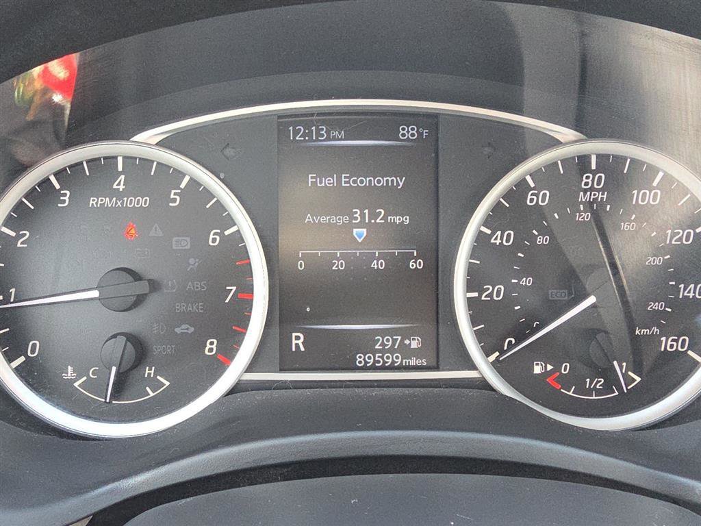Used 2016 Nissan Sentra SV FWD image 12